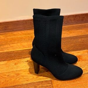 Charles David great condition